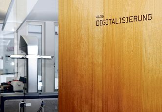 Blick in den Digitalisierungsraum