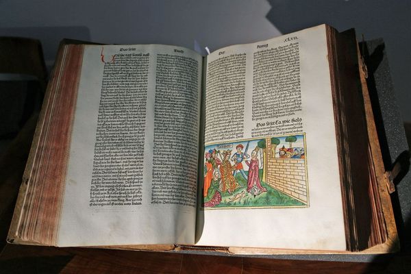 Buchpräsentation "Wir blättern für Sie um - Koberger-Bibel von 1483" 